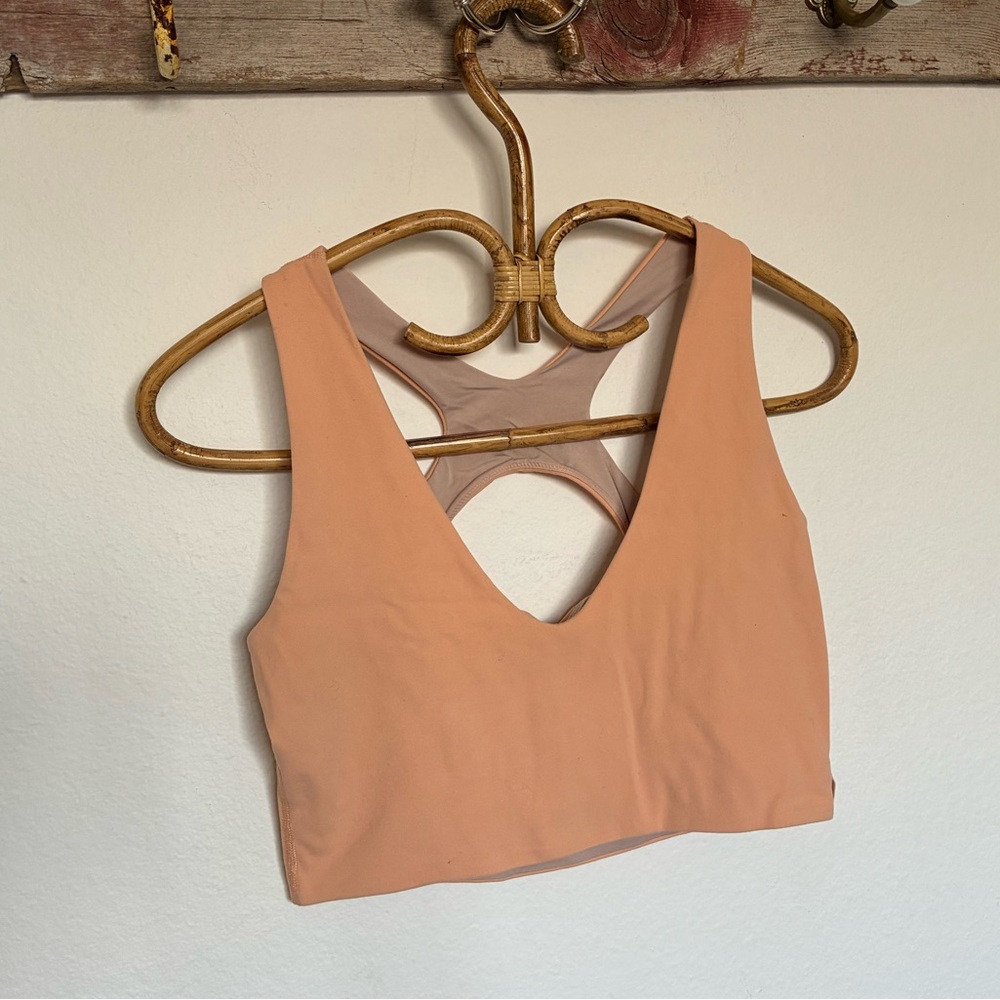 Lululemon Bend This Scoop and Cross Bra *Light Support, Size S/M in
Rock Melon